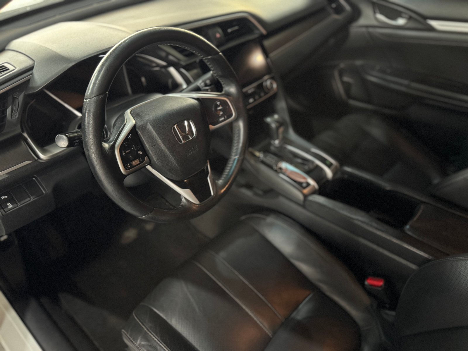 Honda Civic 2019 — foto 8