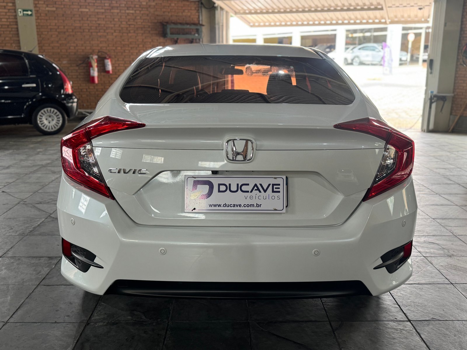Honda Civic 2019 — foto 6