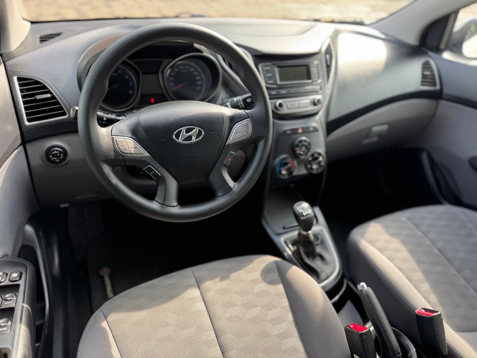 Hyundai HB20 2016 — foto 8