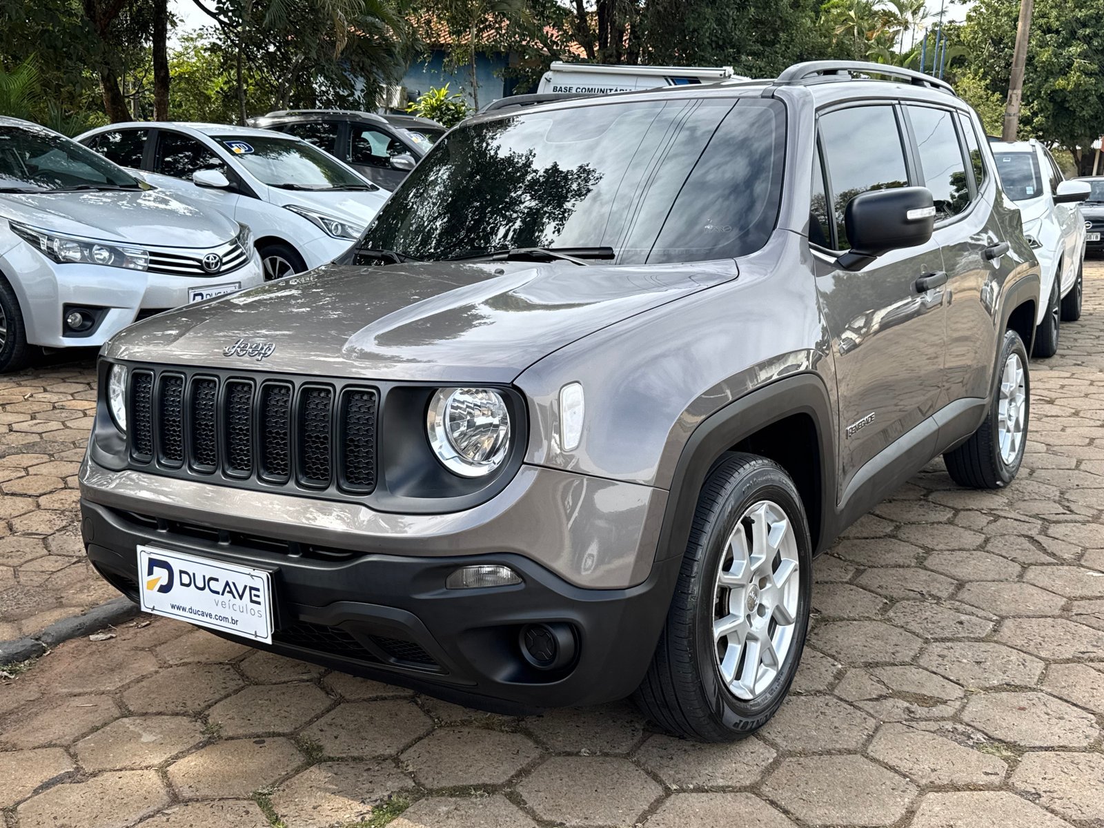 Jeep Renegade 2021 — foto 2