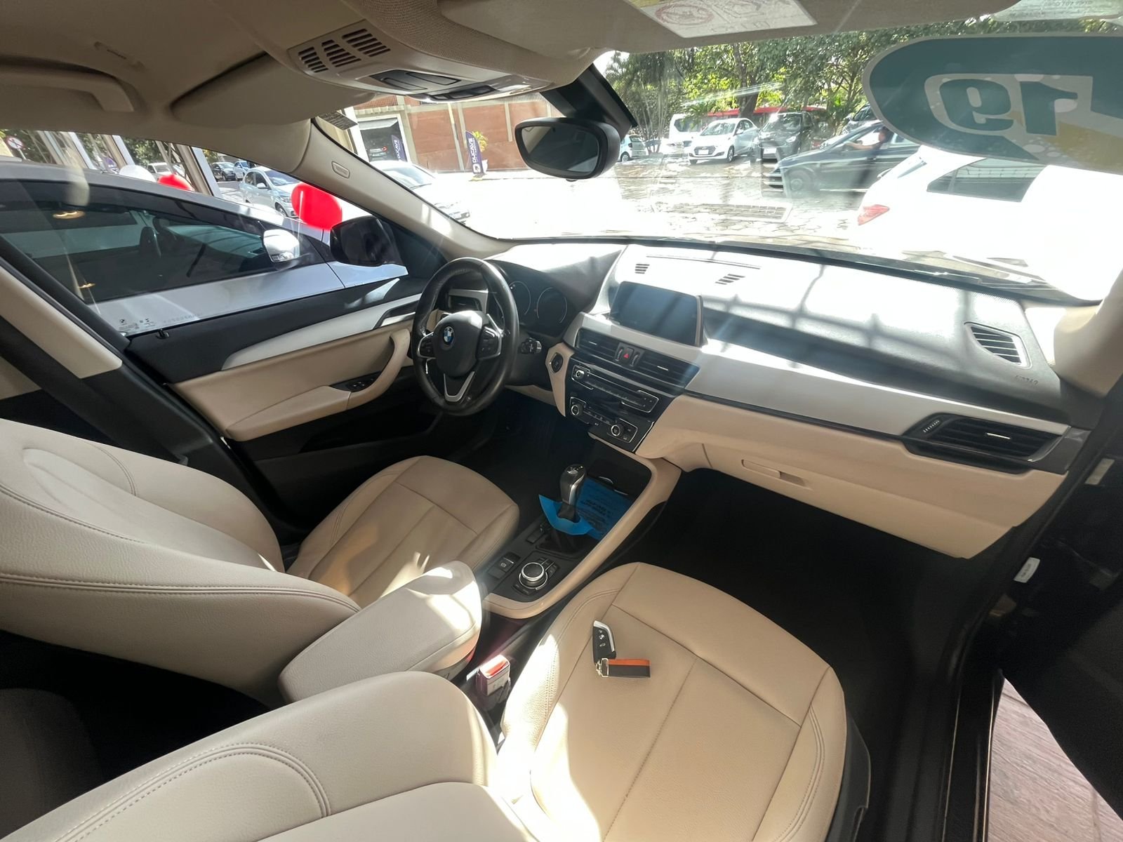 BMW X1 2019 — foto 8