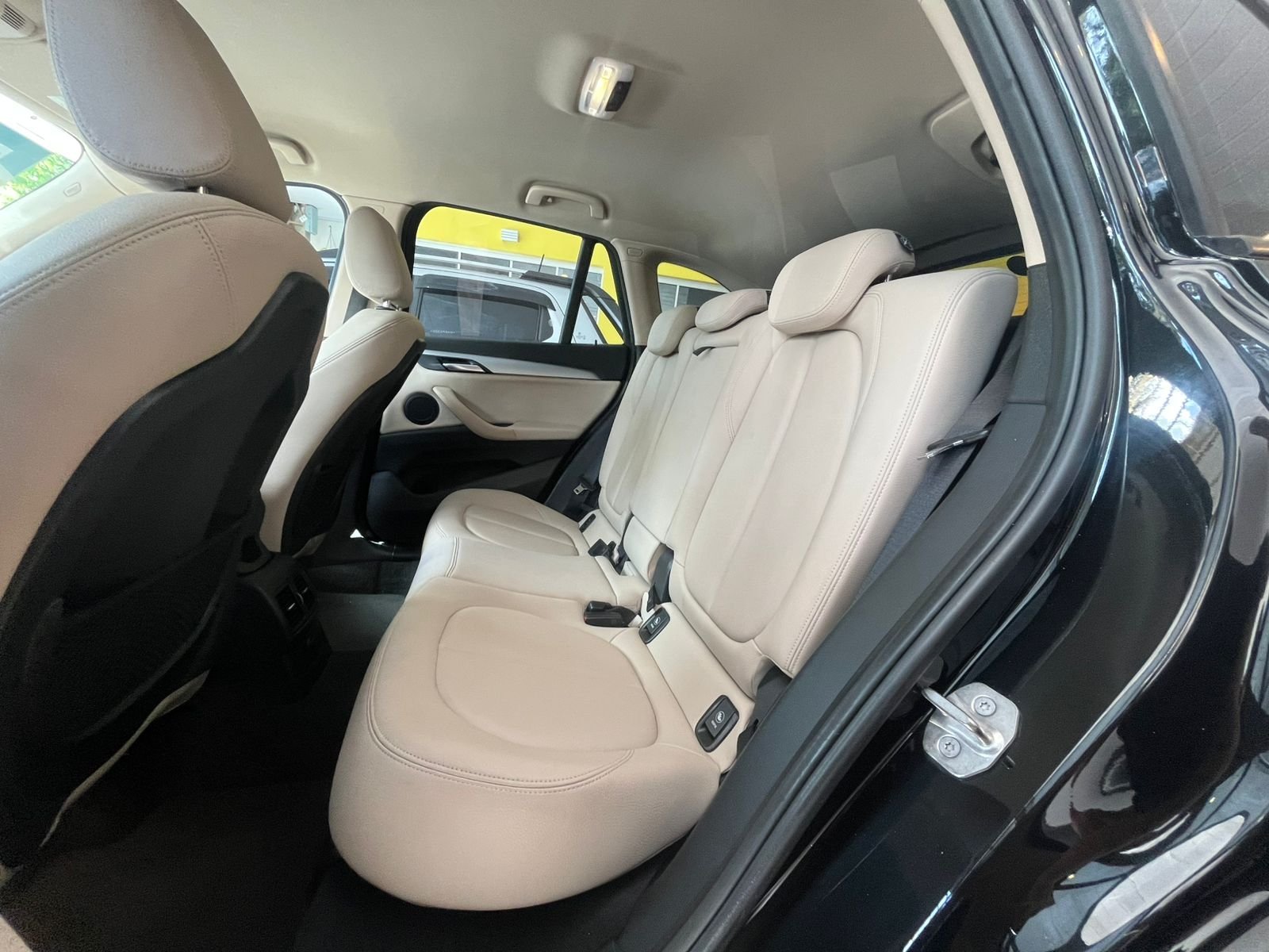 BMW X1 2019 — foto 11