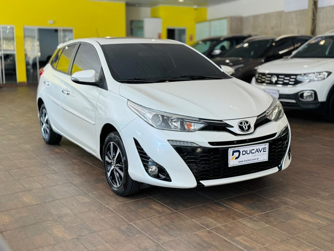 Toyota Yaris 2019 — foto 4