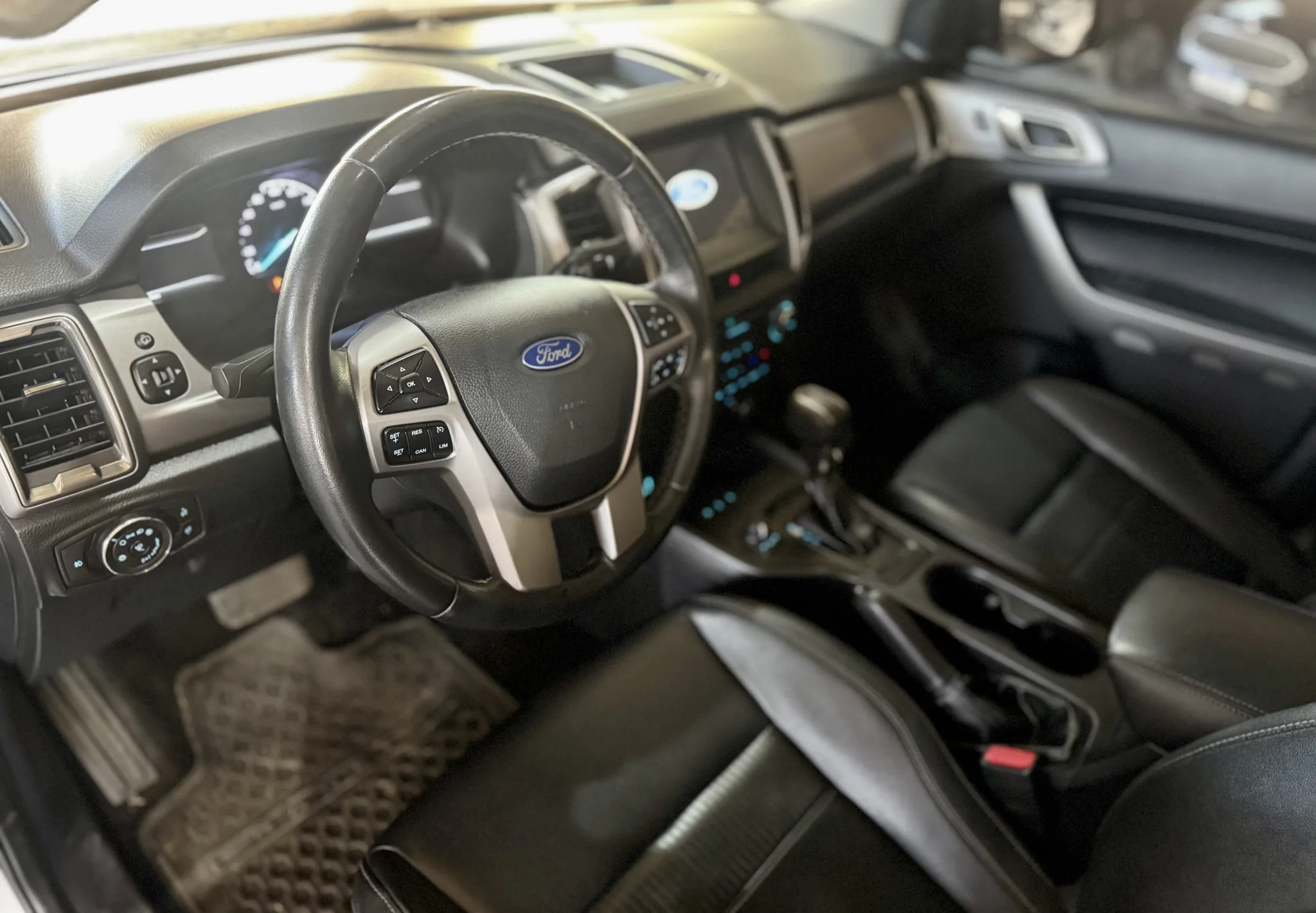 Ford Ranger 2022 — foto 7
