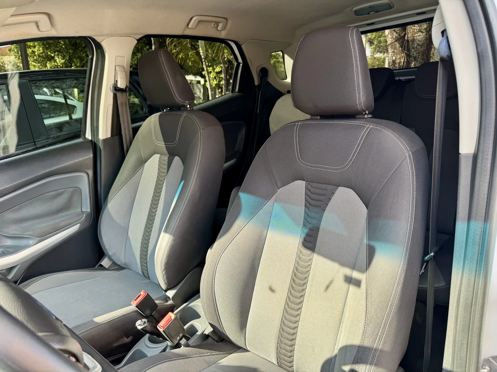 Ford Ecosport 2013 — foto 9
