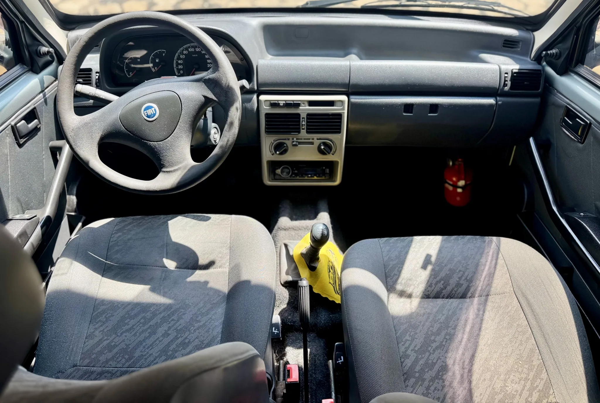 Fiat Uno 2008 — foto 7