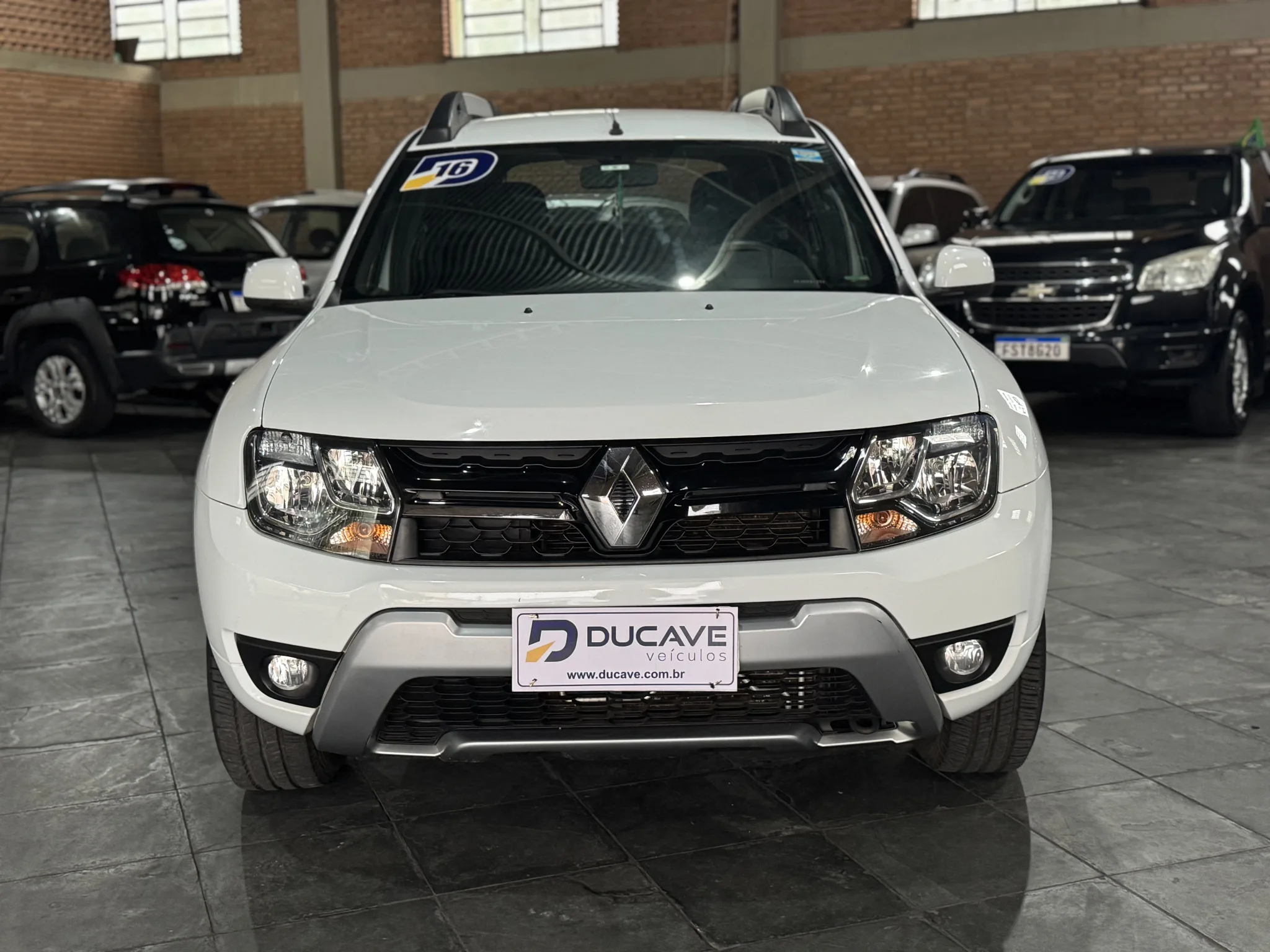 Renault Duster 2016 — foto 1