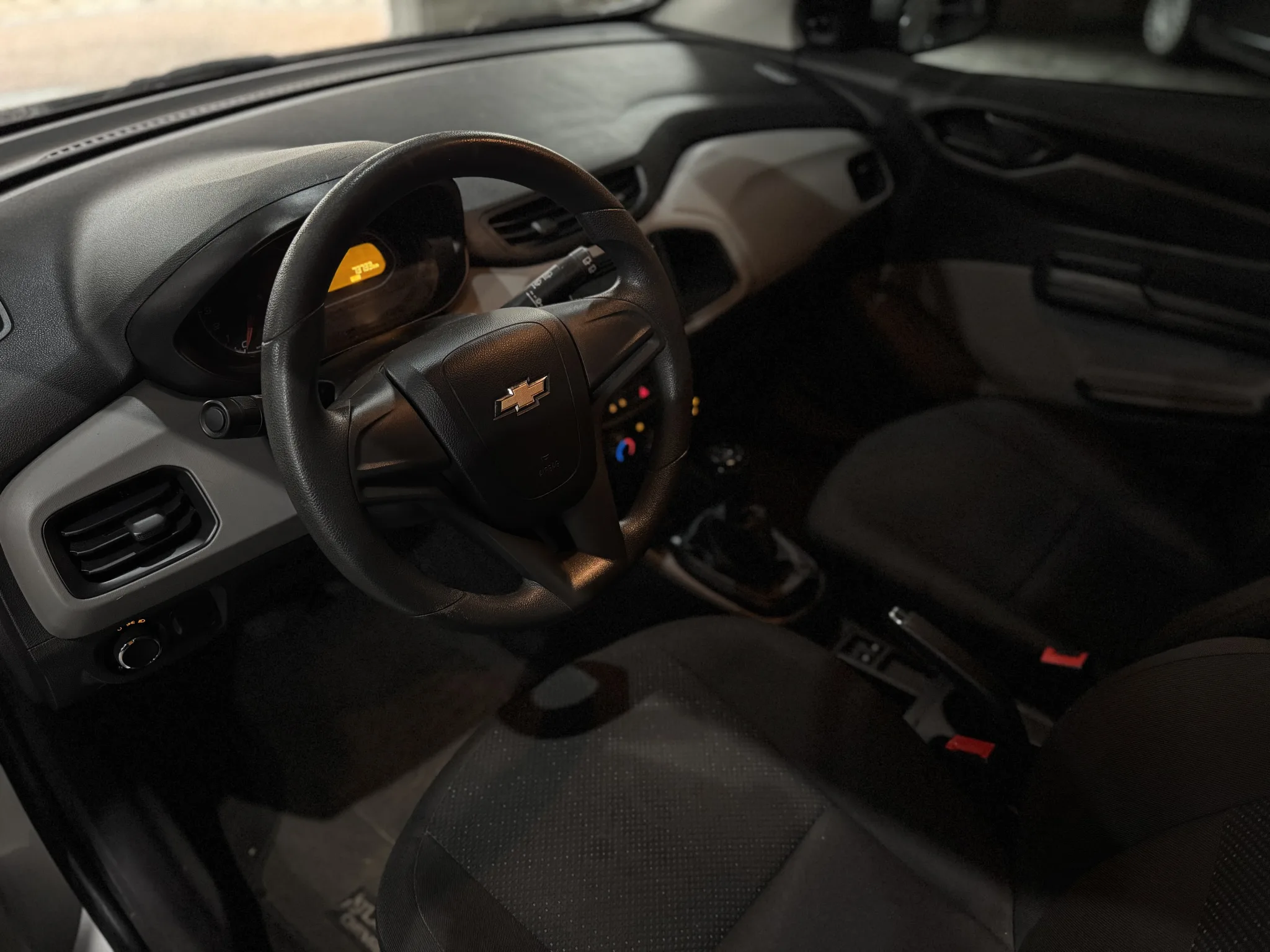 Chevrolet Onix 2018 — foto 7