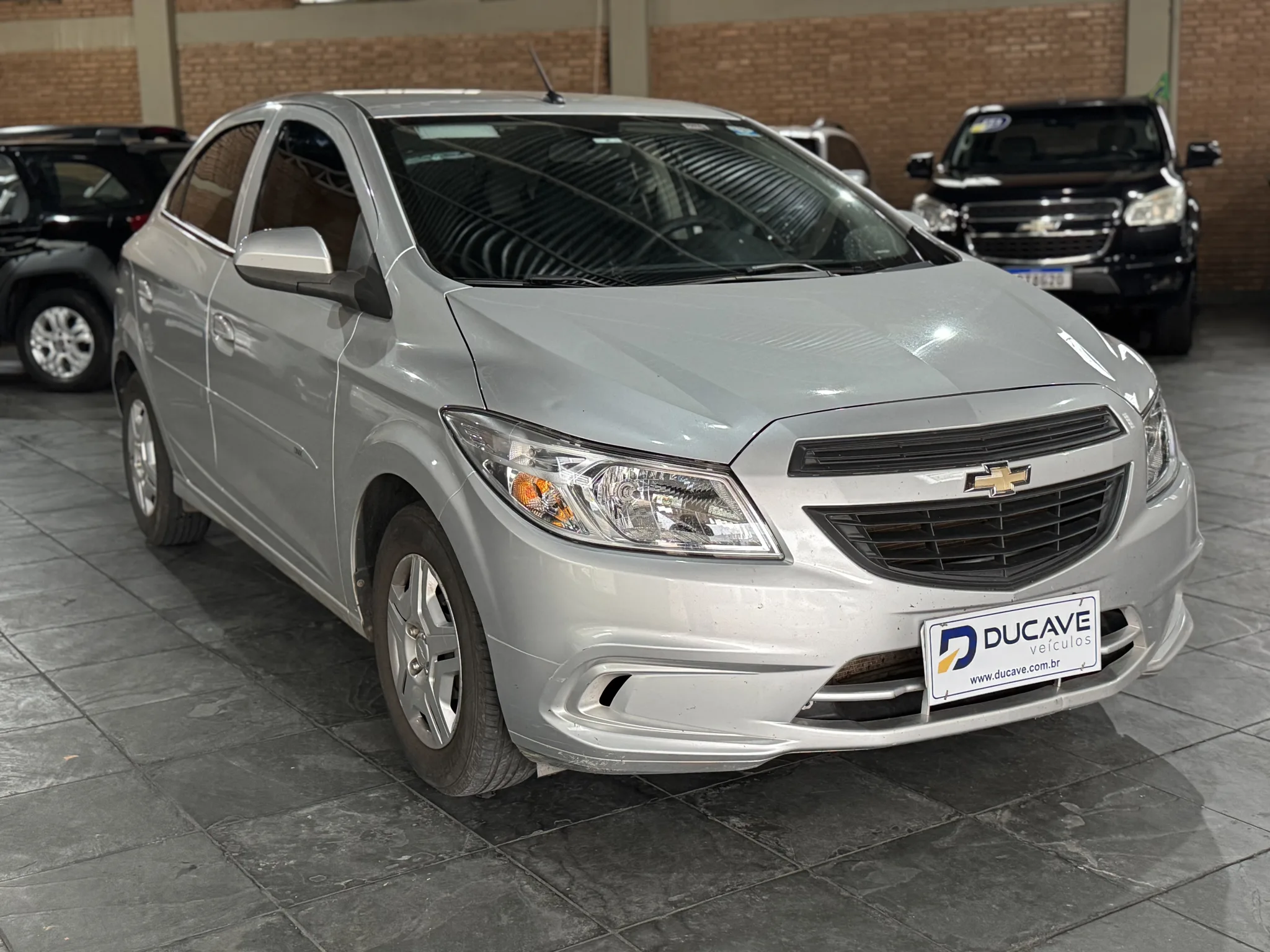 Chevrolet Onix 2018 — foto 2