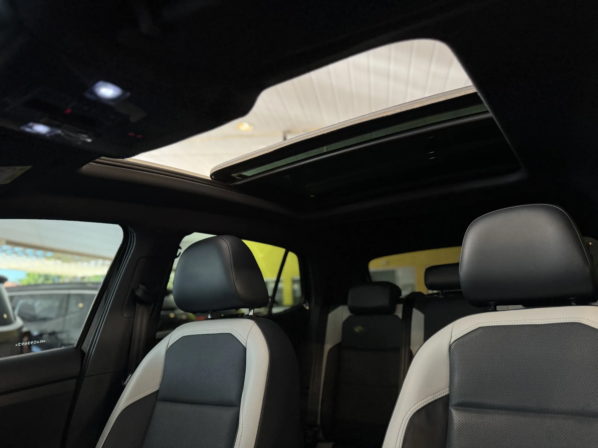 Volkswagen T-Cross 2021 — foto 11