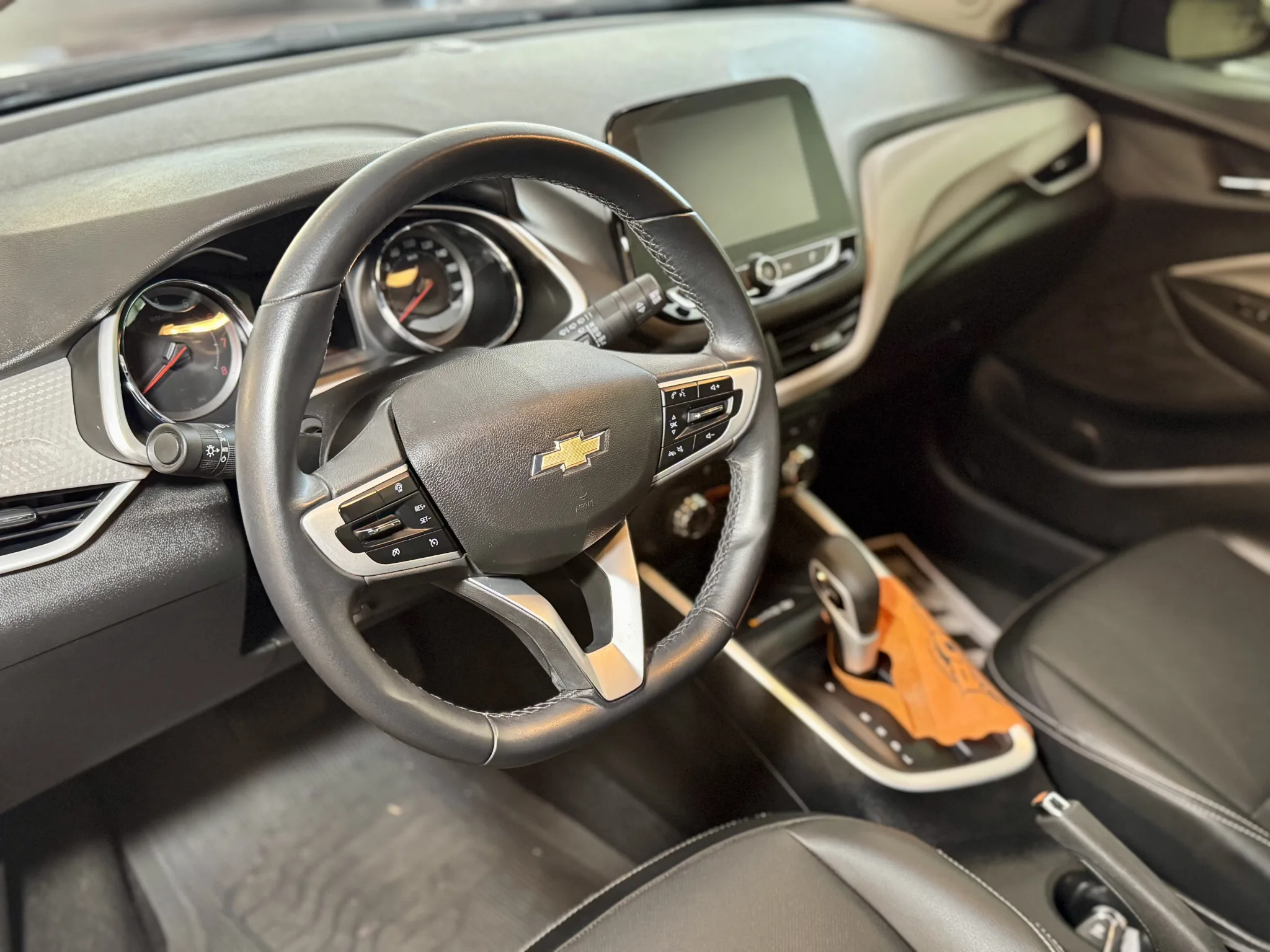 Chevrolet Onix 2024 — foto 8
