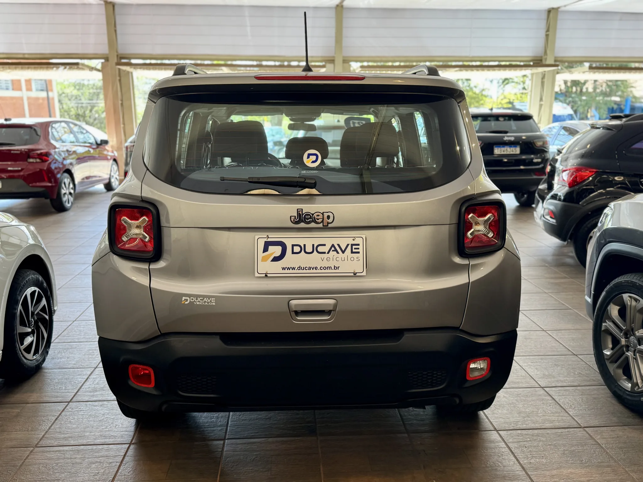 Jeep Renegade 2021 — foto 9